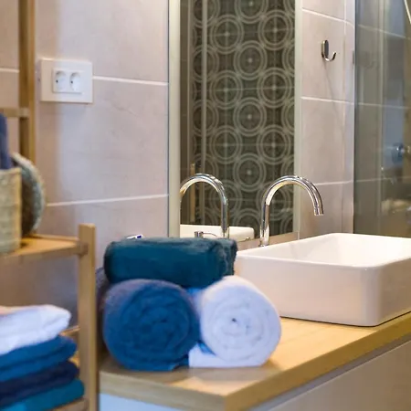 Apartment Eclectic Guest On Main Promenade Riva *